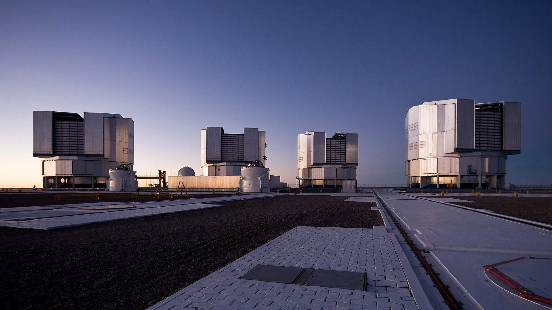 Ground-based Telescopes - Paranal Platform (ESO) Ground-based Optical Telescopes - Paranal Platform (ESO)